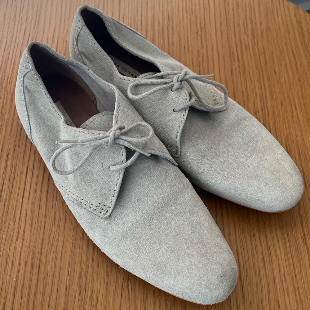 Zara Woman Light Gray Suede Oxfords